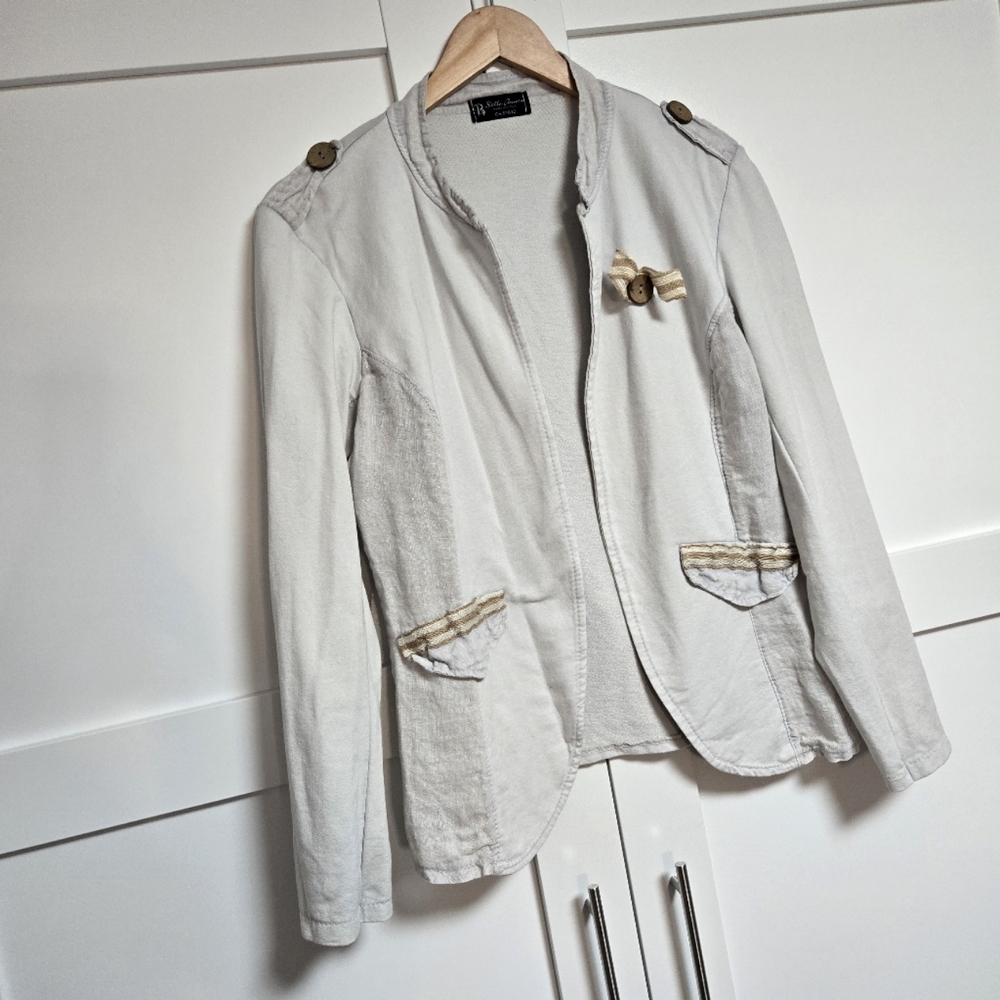 ✨️3 For $30✨️Bella Amore Adorable Blazer (M)